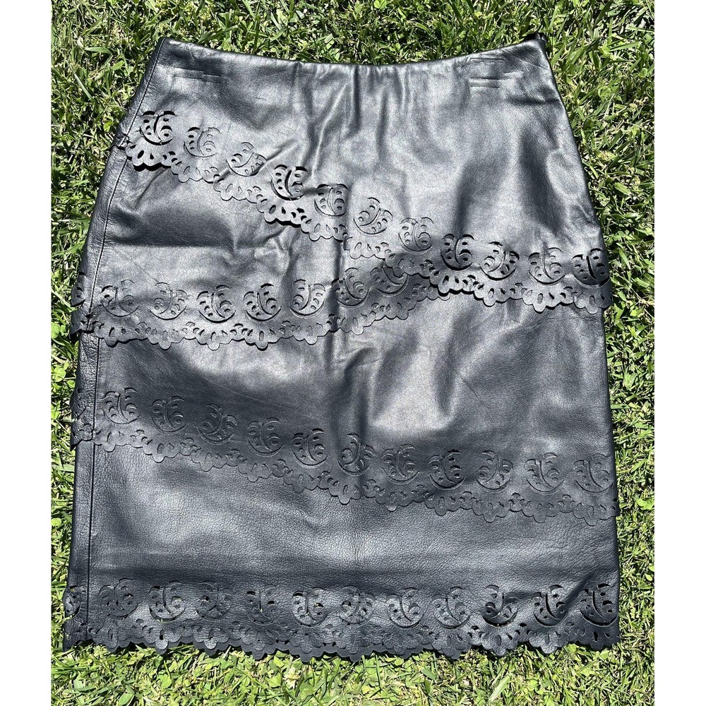 White‎ House Black Market Leather Skirt Womens 0 Black Lace Pencil Lined